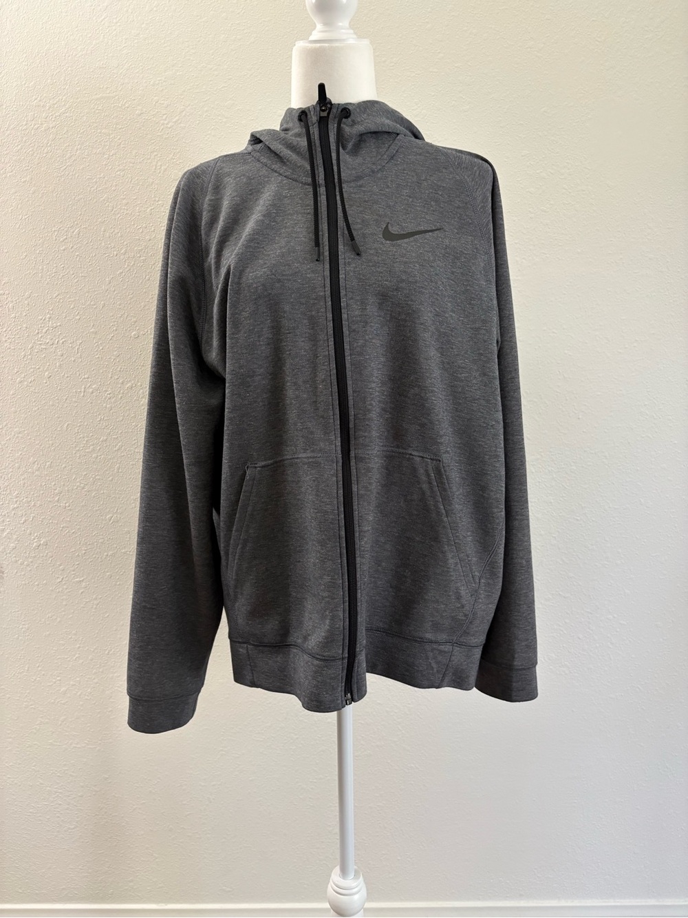 Nike Dri-FIT Gray Full Zip Hoodie Size XL